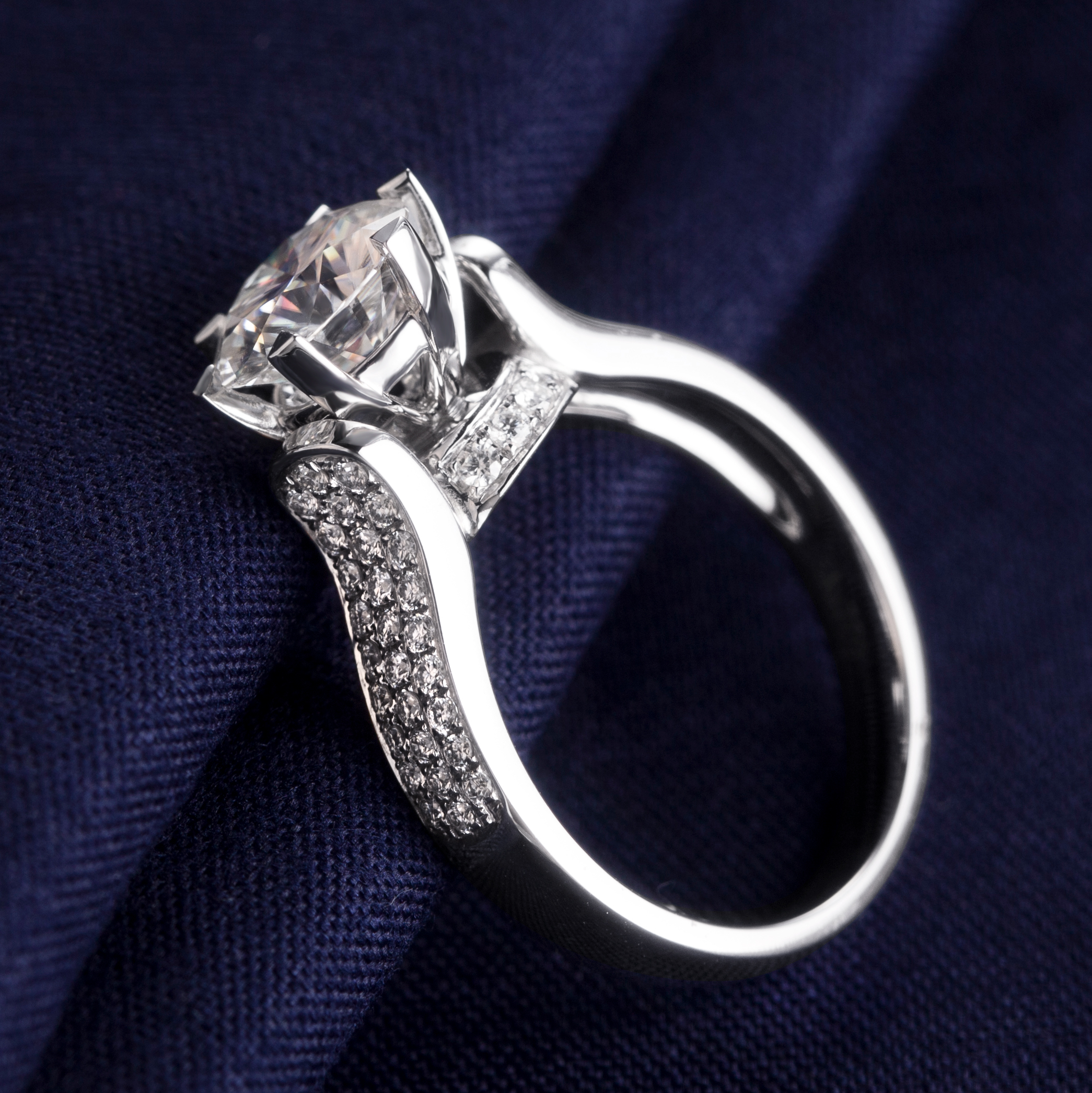 Messi Alahas - Macy's triangle claw set Moissanite diamante unom ka claw set 18K puti nga bulawan nga alahas nga singsing alang sa mga lalaki ug babaye Engagement Wedding Ri Rings 12