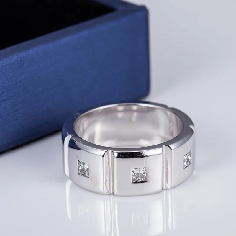 Platinum Pt950 Square DEF Moissanite Ring - High Quality 2
