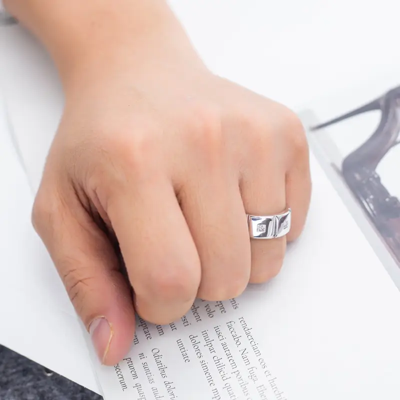 Platinum Pt950 Square DEF Moissanite Ring - High Quality 5