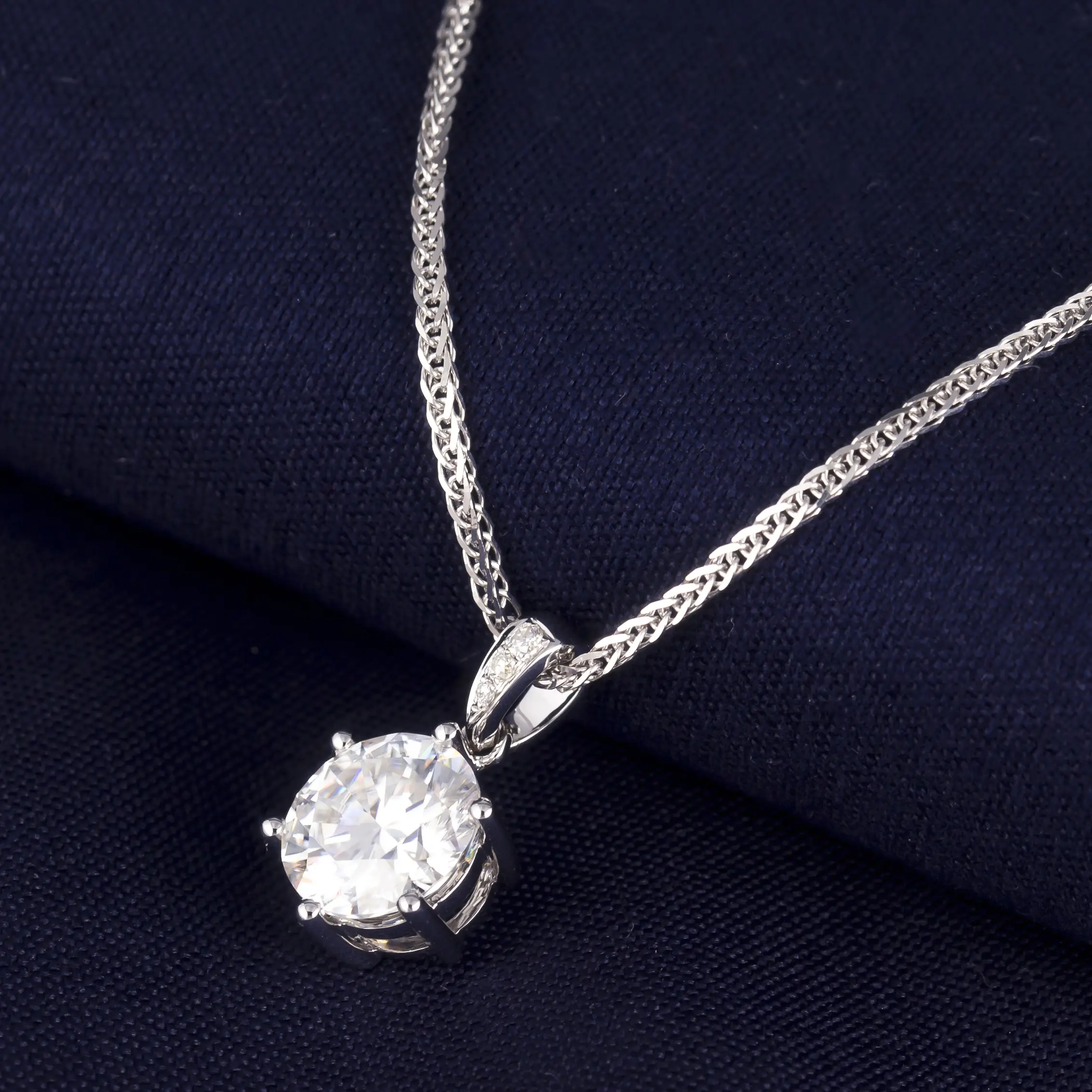 Custom rose gold moissanite wedding set supply Manufacturer | Messi Jewelry 3