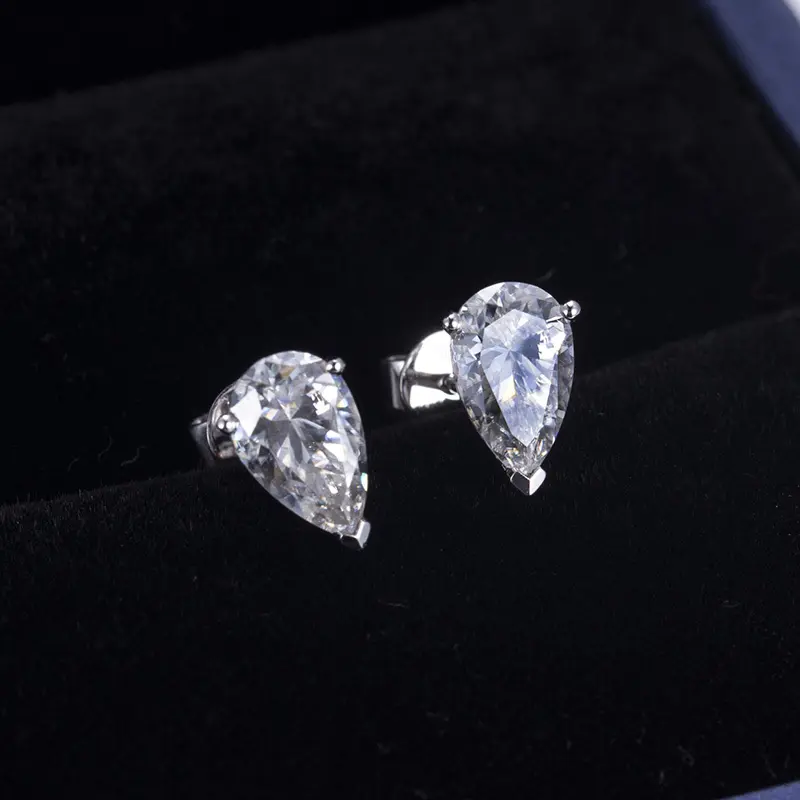 Customized moissanite stud earrings in 14k white gold suppliers | Messi Jewelry 6