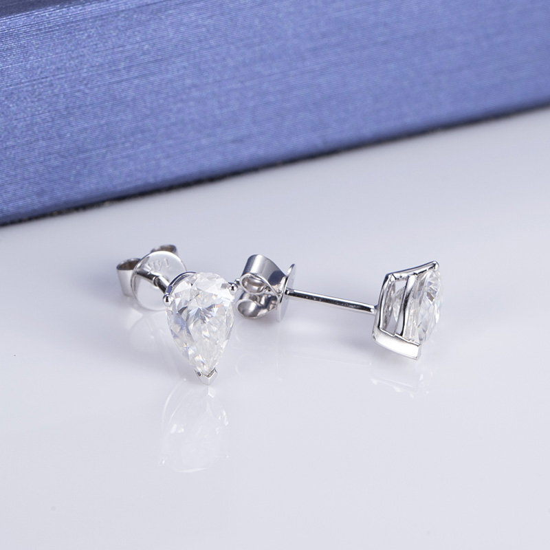 anting-anting stud moissanite emas pada Harga Borong | Barang Kemas Messi 8