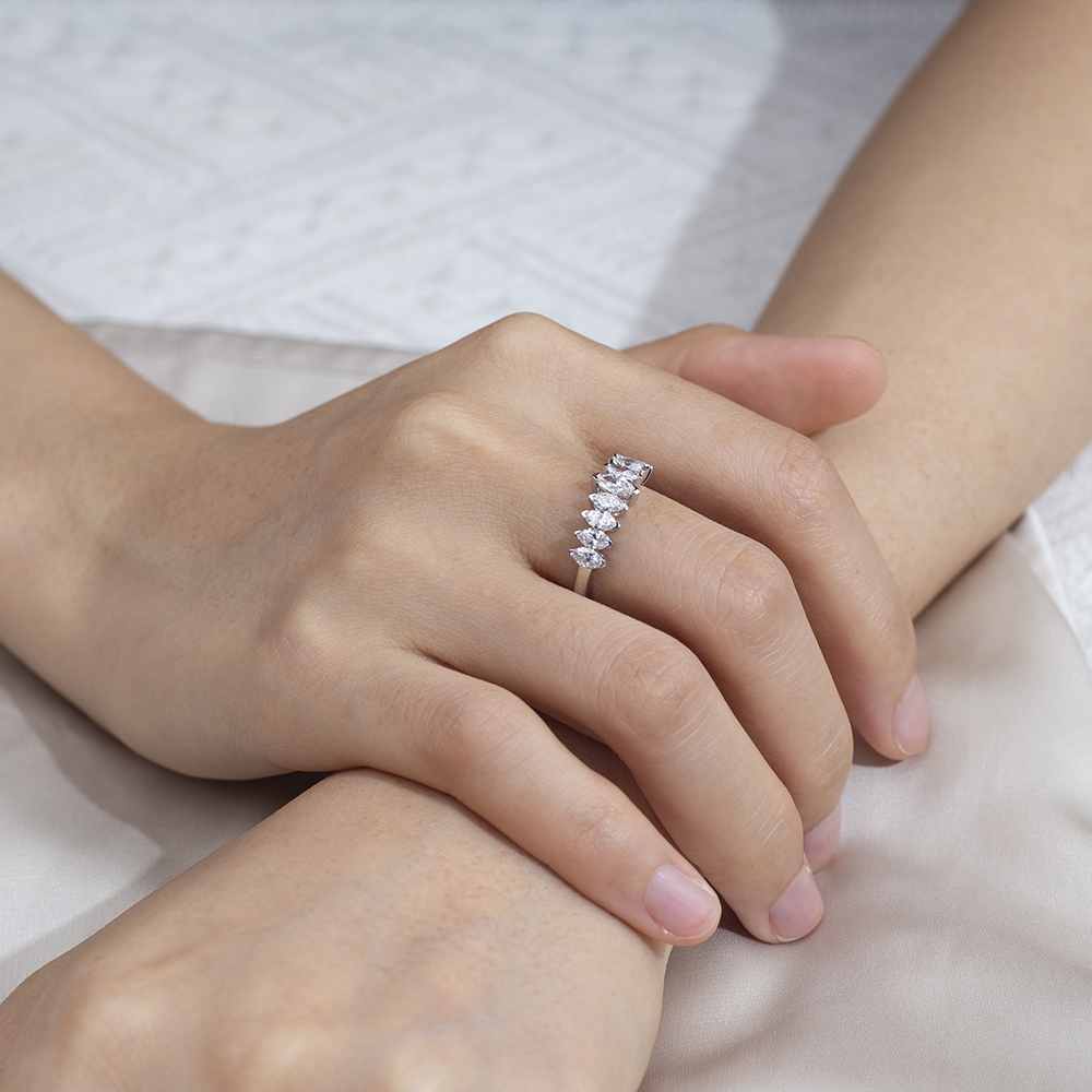 Custom Jewelry with Lab Grown Diamonds 13