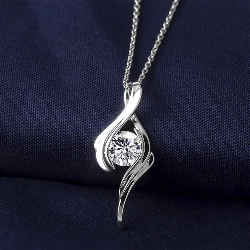 Messi Moissanite Solitaire Necklace - White Gold Fashion Jewelry 3
