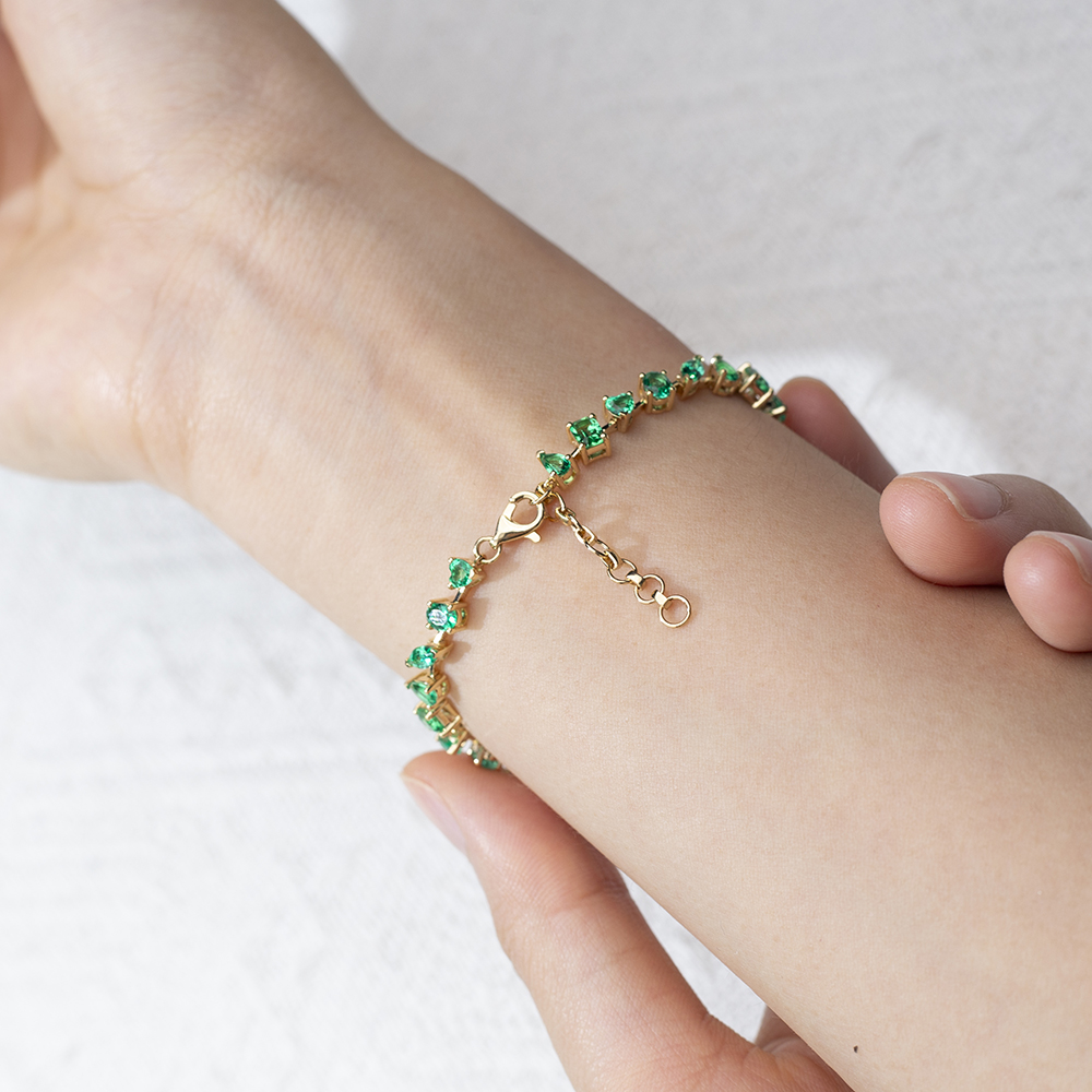 MSB-625 Lab Emerald 18K Yellow Gold Colombian Fancy Shape Lab Emerald Tennis Bracelet 8