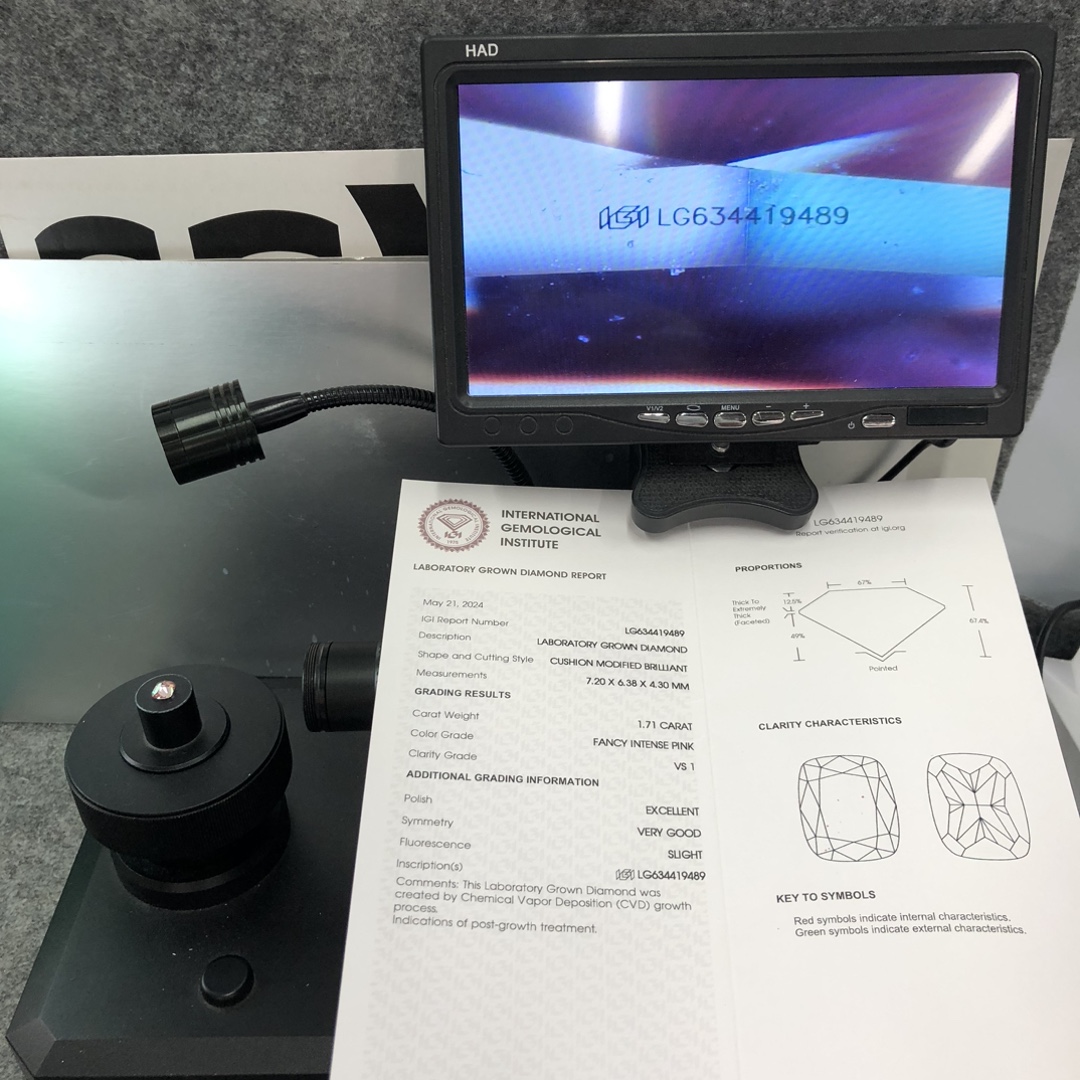 IGI Cushion Gibag-o nga Brilliant Fancy Intense Pink CVD LG634419489 1.71CT VS1 EX VG 13