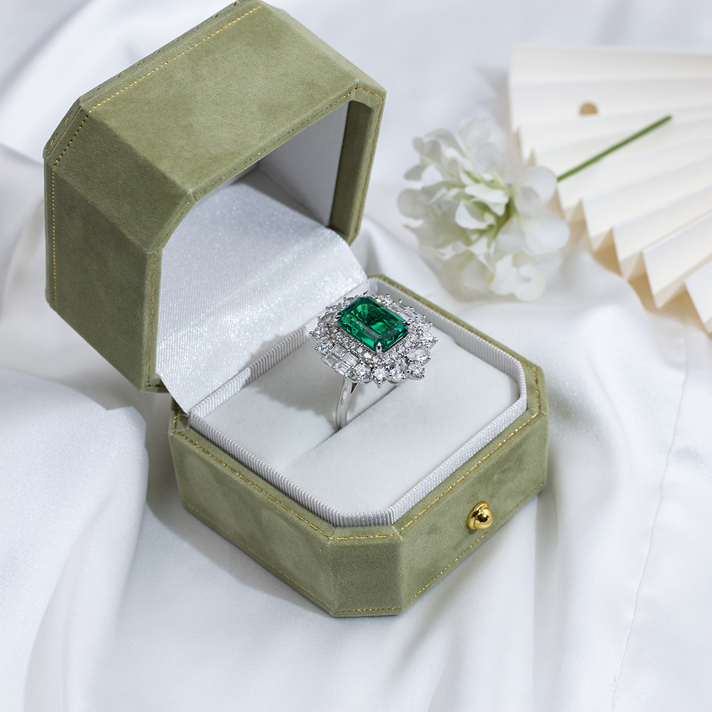 MSR-1802 Luxury 9K/10K/14K/18K Soloid Gold Lab Grown Emerald Ring 16