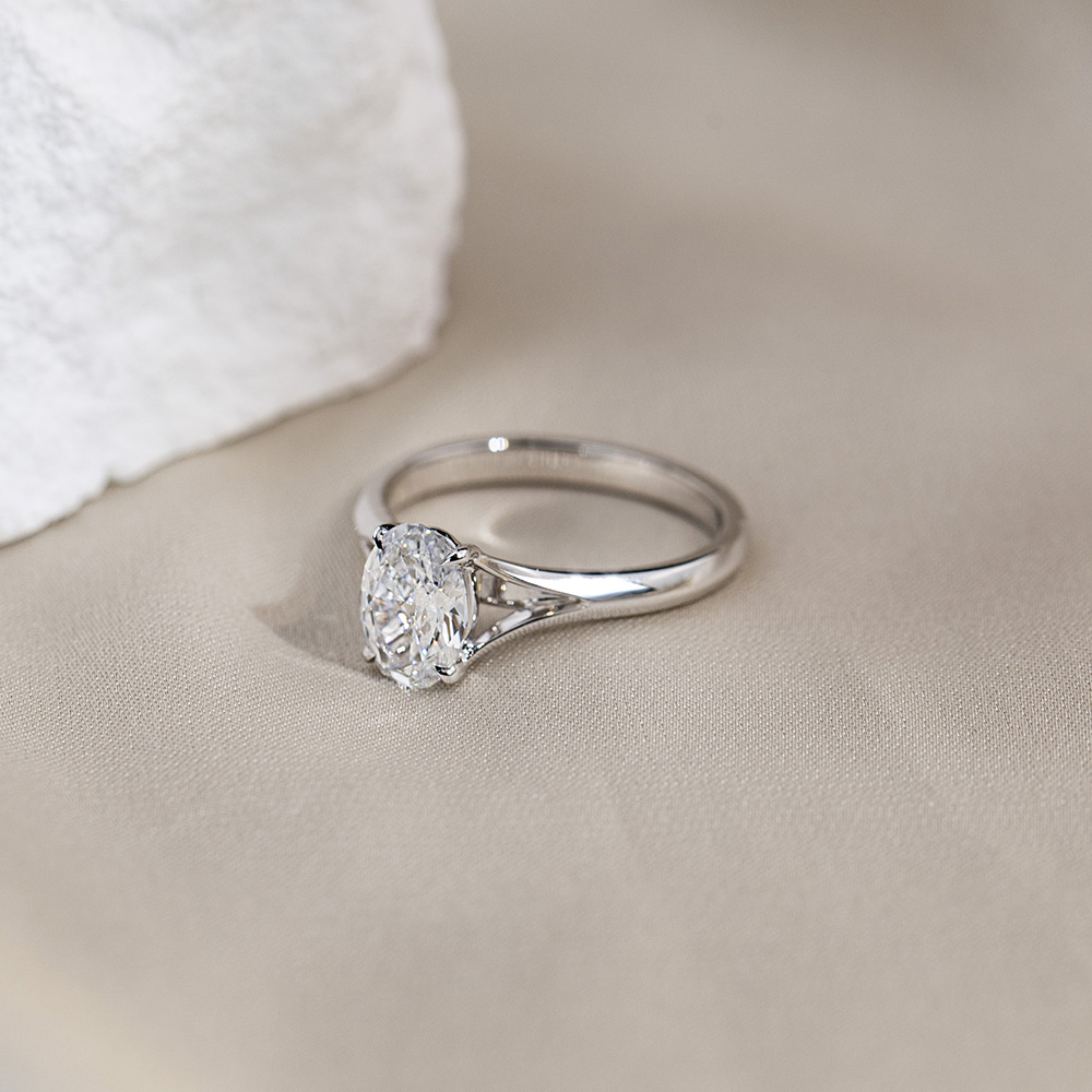 MSR-1729 18K White Gold Oval Shape Lab Gitubo nga Diamond Custom Ring 9