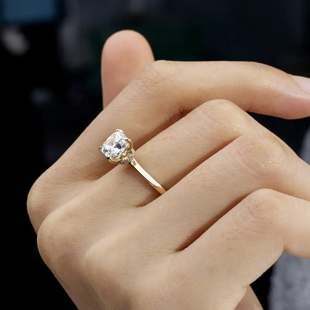 18k Gold Lab Diamond Cushion Ring - Messi Jewelry 7