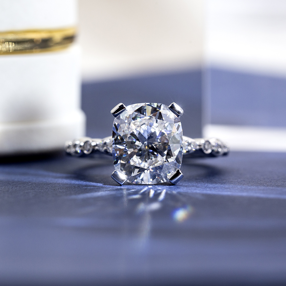  MSR-1710 IGI 5CT Cushion Shape Lab Grown Diamond 18K White Gold Ring Supplier & manufacturers | Messi Jewelry 