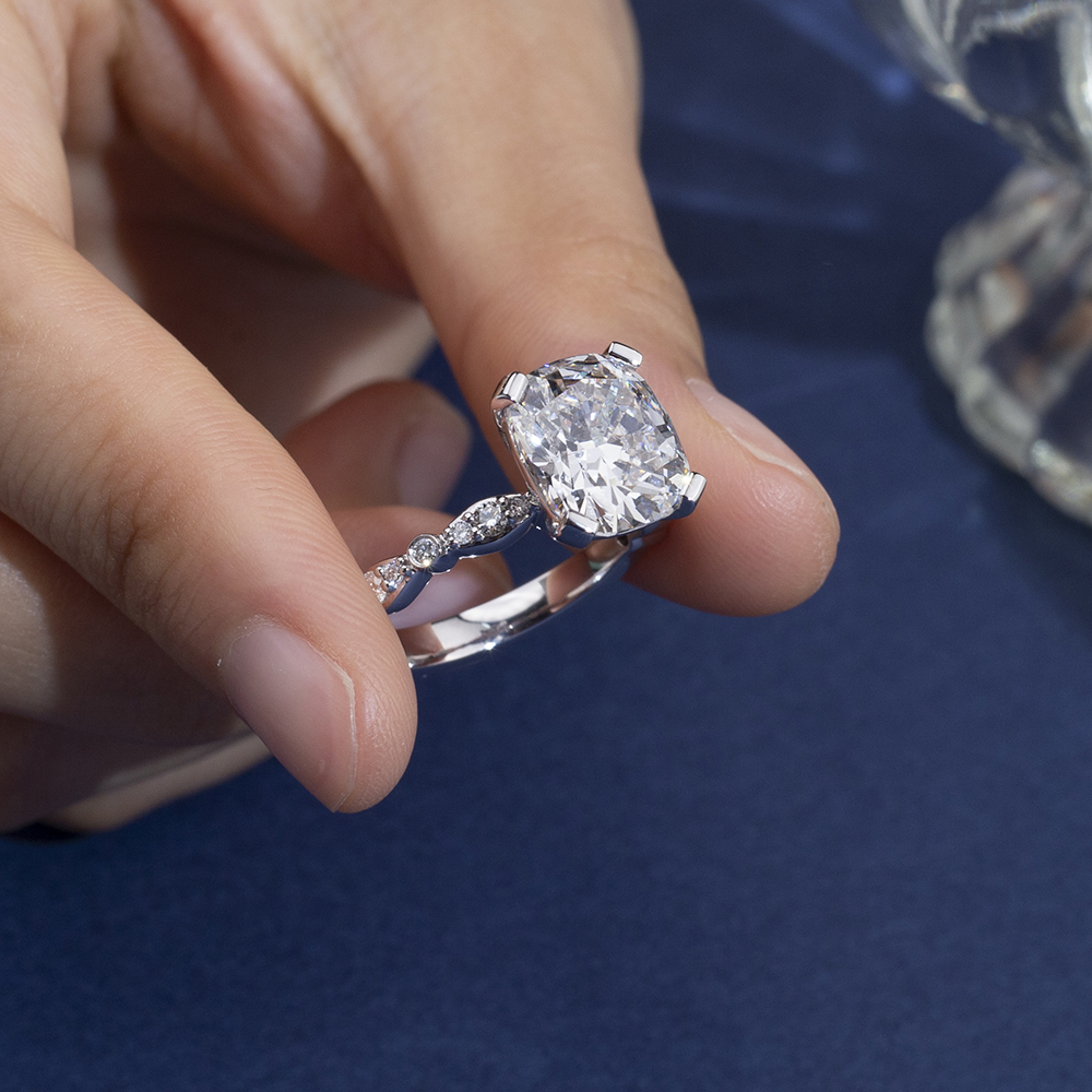 MSR-1710 IGI 5CT Cushion Shape Lab Grown Diamond 18K White Gold Ring Messi Alahas 9