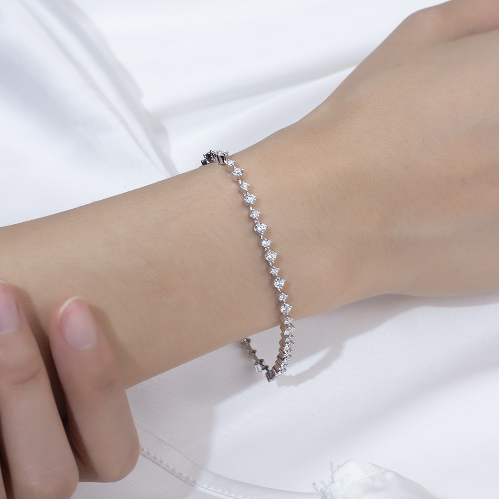 Lab Diamonds Bracelet
