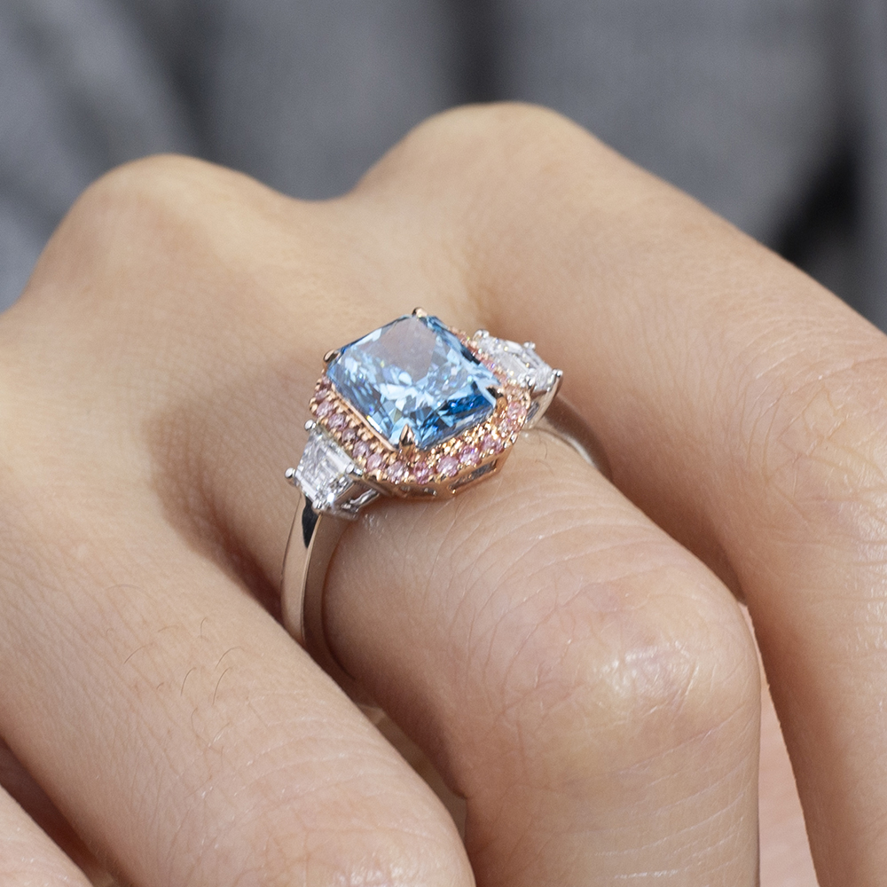 MSR-1738 18K Gold Radiant Blue Lab Grown Diamond& Pink Lab Grown Diamond Tulo ka Bato Singsing 14