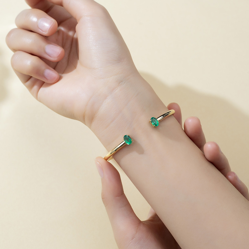 MSB-632 18K Yellow Gold Colombia Lab Emerald Tennis Bracelet 14