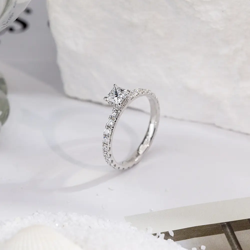MSR -1700 personalizzare quadrata Princess Cut Lab Diamond 18K Gold Halo Anello - Gioielli Messi 1