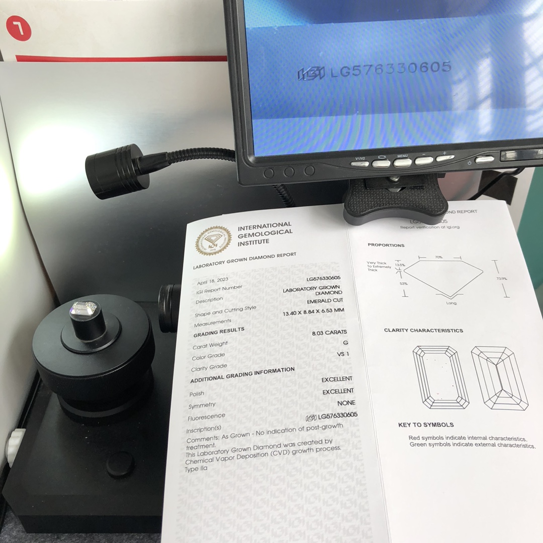 IGI Certified Lab Grown Diamond Grader - 8.03CT Emerald Cut 17