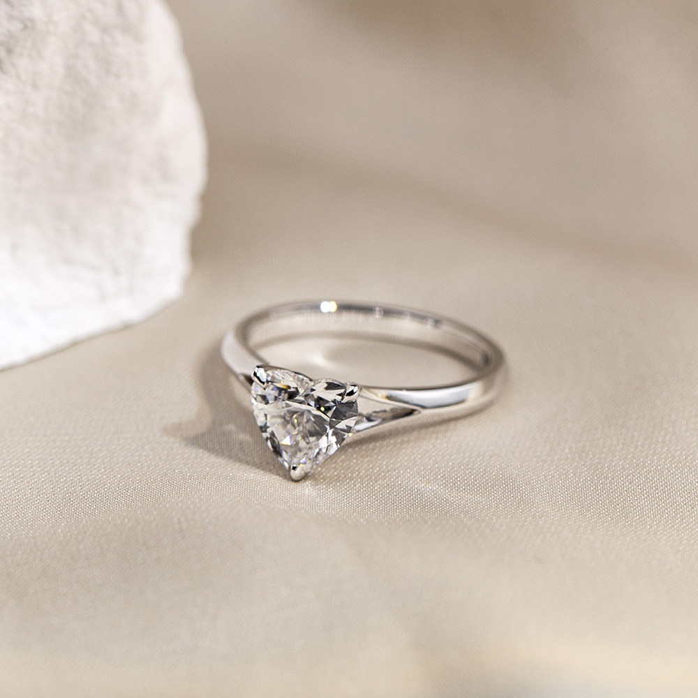 MSR-1730 18K White Gold Heart Shape Lab Grown Diamond Custom Ring 10