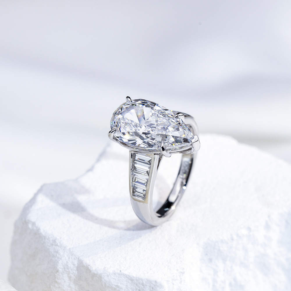  Customized MSR-1721 18K White Gold Pear Shape Lab Grown Diamond Ring manufacturers From China | Messi Jewelry 