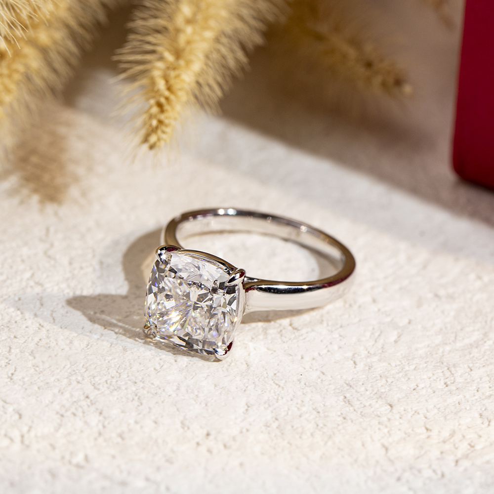 MSR-1708 IGI 5.64CT D VS1 Cishion Shape Lab Grown Diamond Ring 18K Gold Solitalire Ring - Messijewelry 13