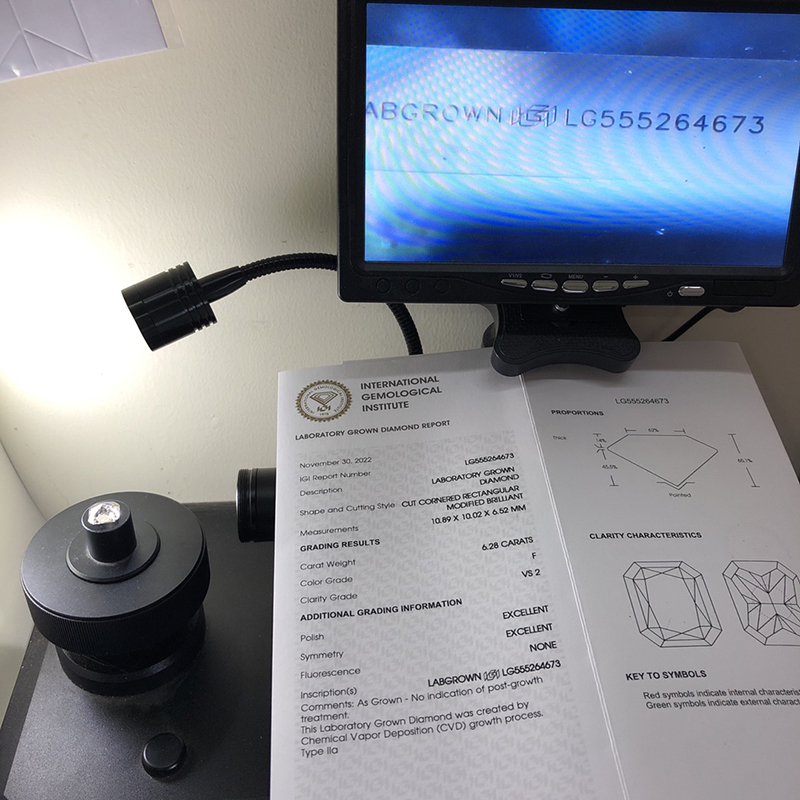 Mga alahas sa Messi CUT CORNERED RECTANGULAR MODIFIED BRILLIANT6.28CT F VS2 2EX CVD LG555264673 11