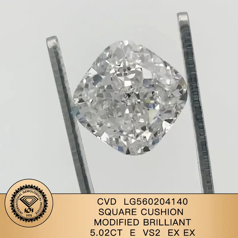 Cuscino quadrato CVD modificato Brilliant Cut Lab Diamond 5.02CT E VS2 EX EX LG560204140 | Gioielli Messi 1