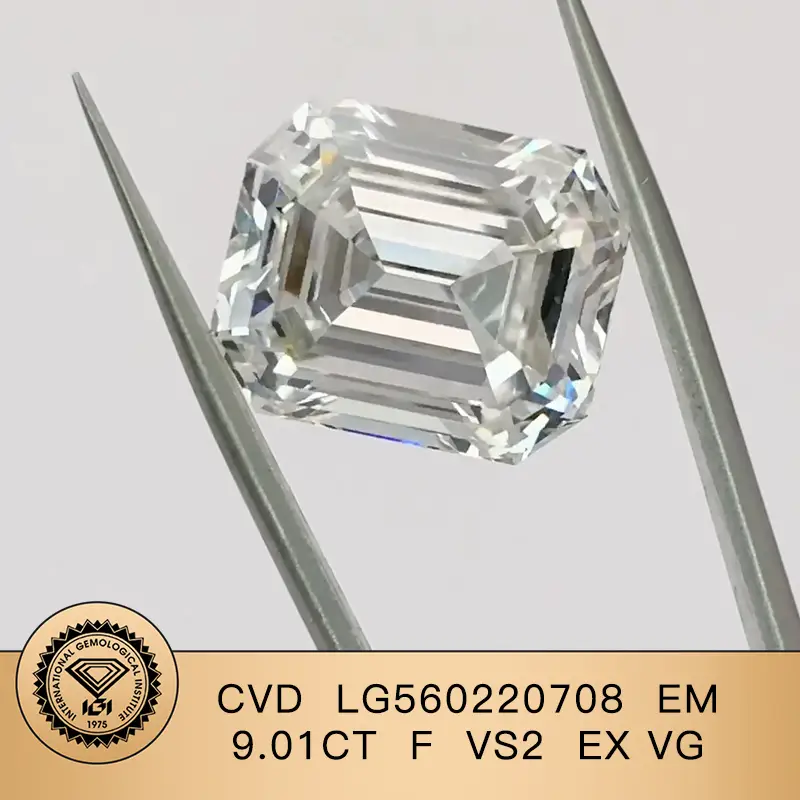 Miglior CVD Emerald Cut Lab Grown Diamond 9.01ct F vs2 Ex VG LG560220708 | Gioielli Messi 1