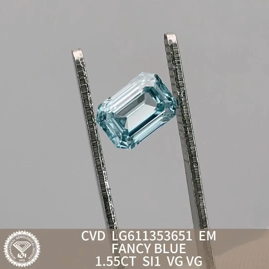 Lab Diamond Emerald Cut - 1.55CT FANCY BLUE SI1 - IGI Certified 2