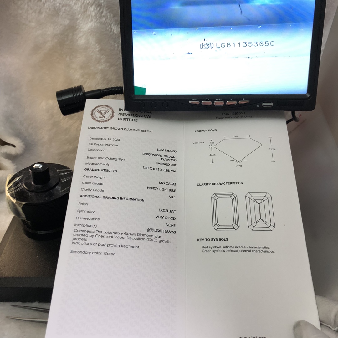 Messi Alahas EMERALD FANCY LIGHT BLUE 1.53CT VS1 LAB DIAMOND CVD LG611353650 EX VG 11