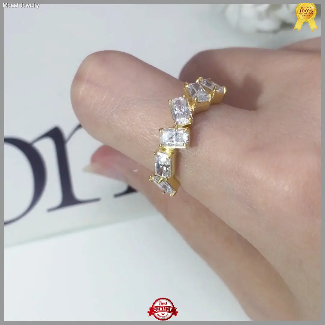 Customizable Moissanite Silver Jewelry, Handcrafted to Perfection 1