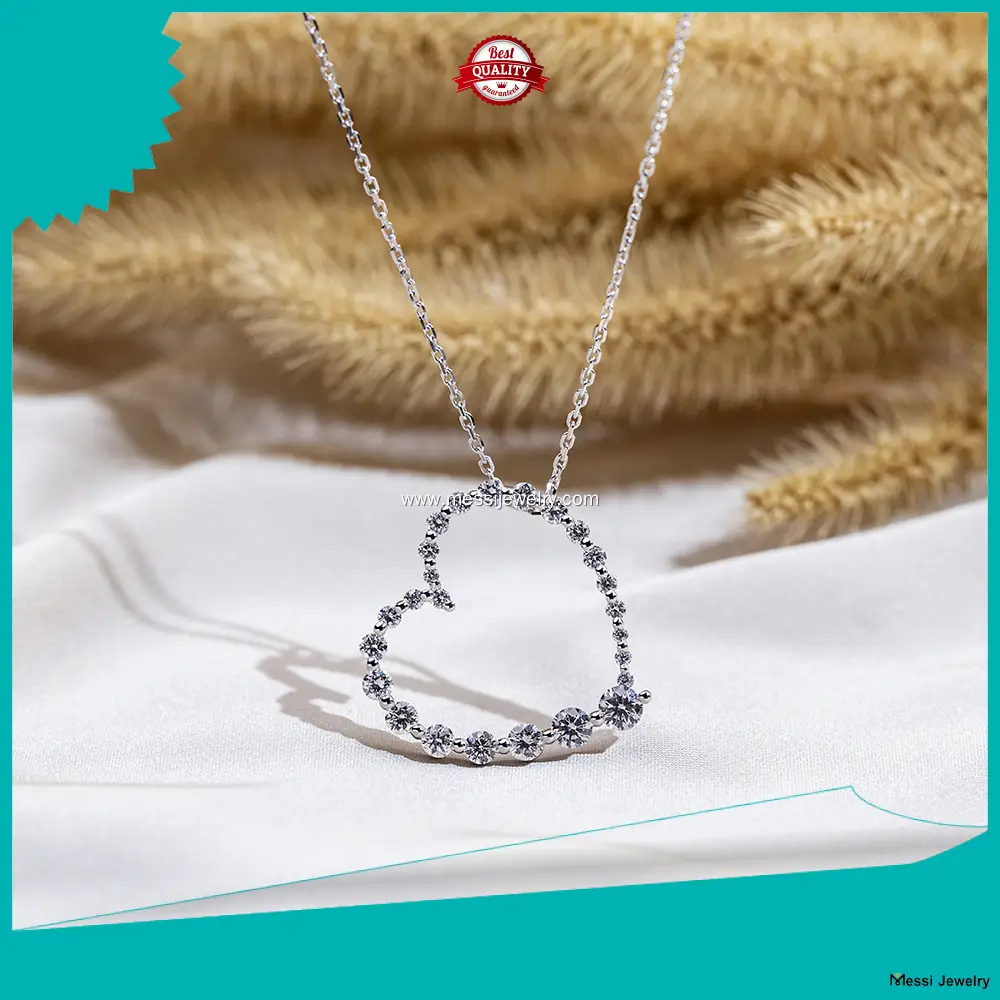 Customize Heart Shape 18K Gold Lab Diamond Necklace 1