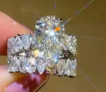 18K White Gold Size US7.5  OV 8.0CT  Fancy Vivid Pink  VS1 Lab Diamond Engagement Rings with Pear Shape 3x5mm Band Ring-Total Price $7,203 1