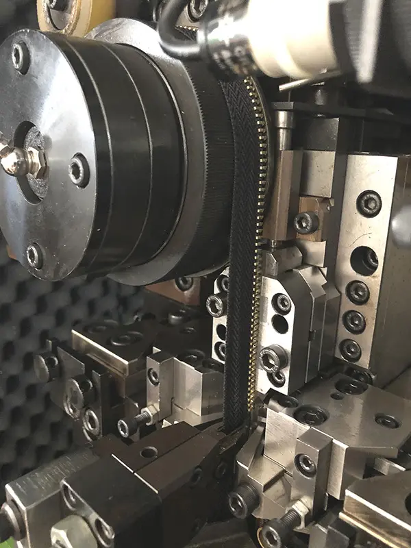 Custom zipper slider making machine company for zipper production1 4