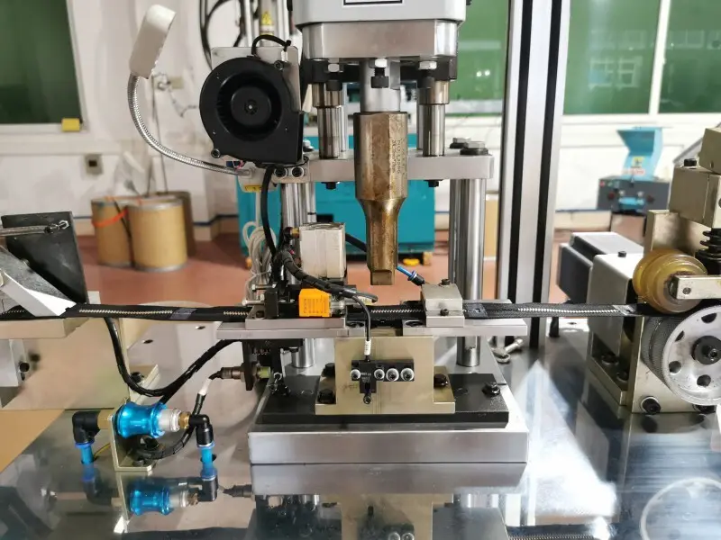 ZYZM Custom nylon punching machine company for zipper production 3