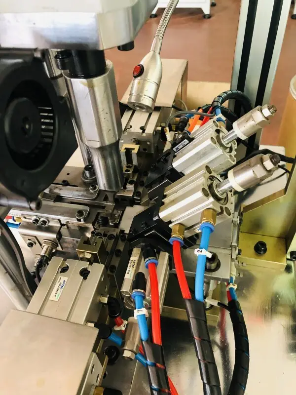 Custom zipper U type top stop machine Supply for zipper production 3