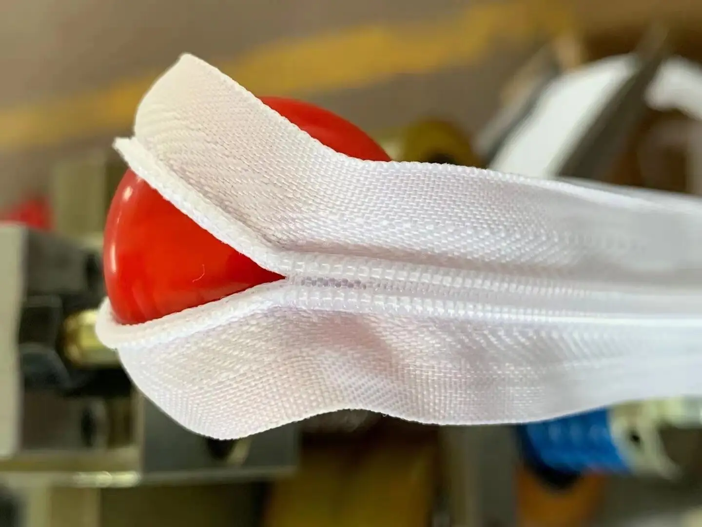Best zipper bottom machine bulk buy for zipper production 4