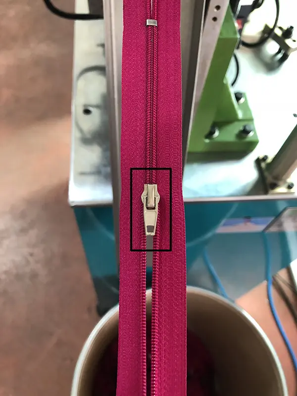 Top slider insert machine Suppliers for zipper production 5