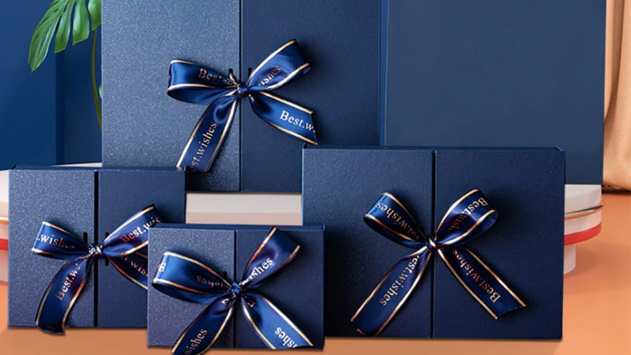 Custom Greyboard Gift Box with Ribbon Double Door Clamshell Box Cardboard Flap Ins Style Bronzing 1