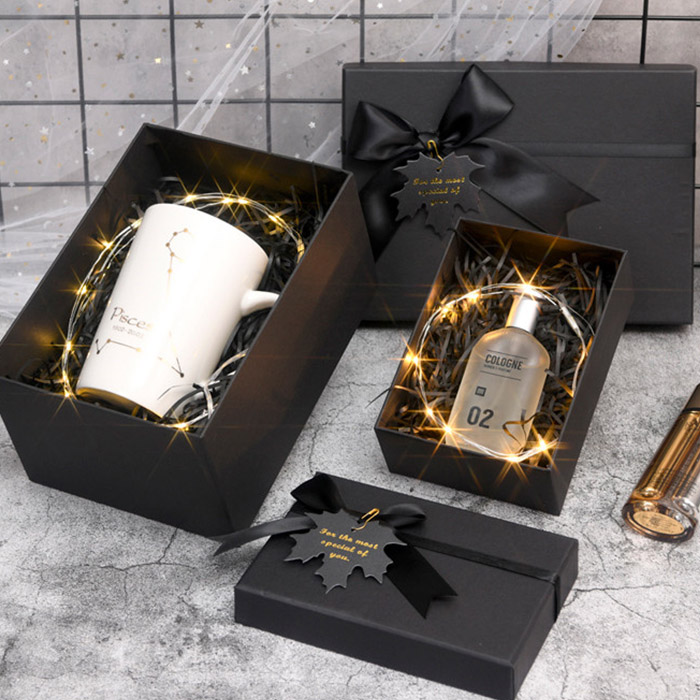 Aangepaste rigide grijze deksel en basis geschenkdoos met lint Geavanceerd luxe verjaardagscadeau 6