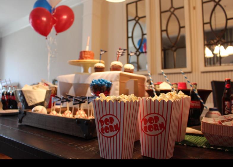 Food grade Popcorn Box Red and White Striped Popcorn Boxes paper box 5