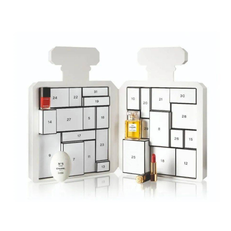Aangepaste kerstcadeaubox met multi-compartiment blinde doos verrassing 6
