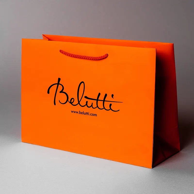Ik ben dol op het verpakken van aangepaste luxe boetiek lint boodschappentassen voor kleding 1