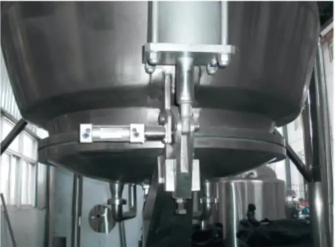 Stainless Steel Vertical Cylinder Type Extractor for Essential Oil Extration