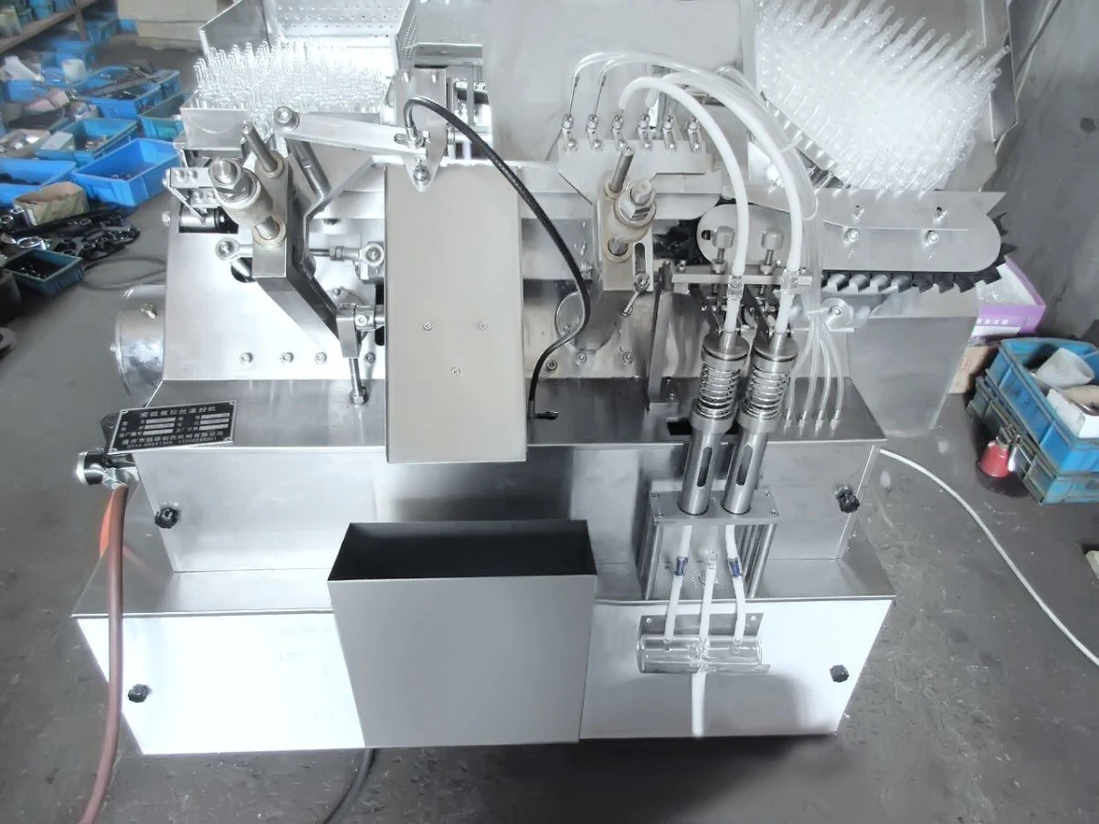 Ampoule Blow-Fill-Seal Filling and Sealing Machine 1