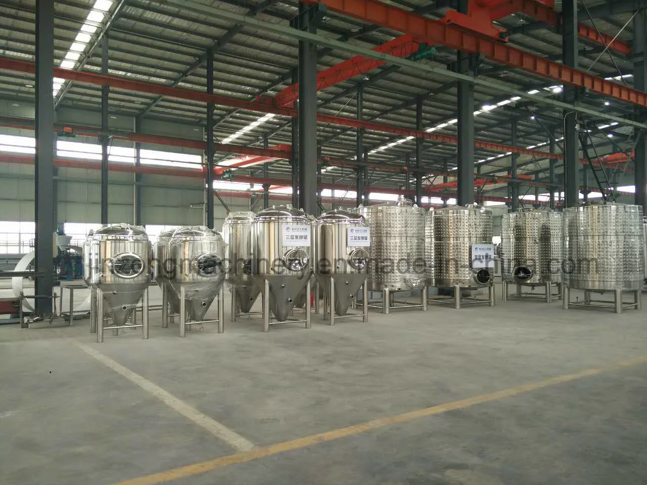 Stainless Steel Wine Fermentation Tanks for Sale 1