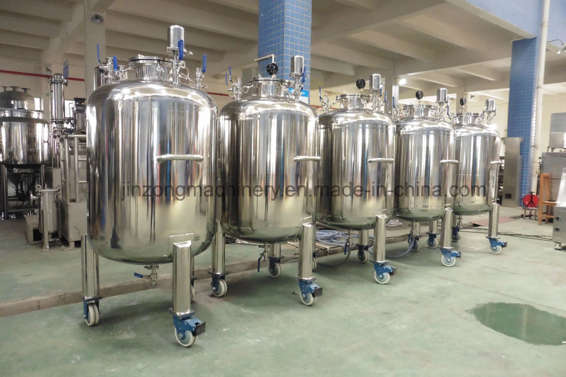 Stainless Steel Portable Storage Tank Contanier 1