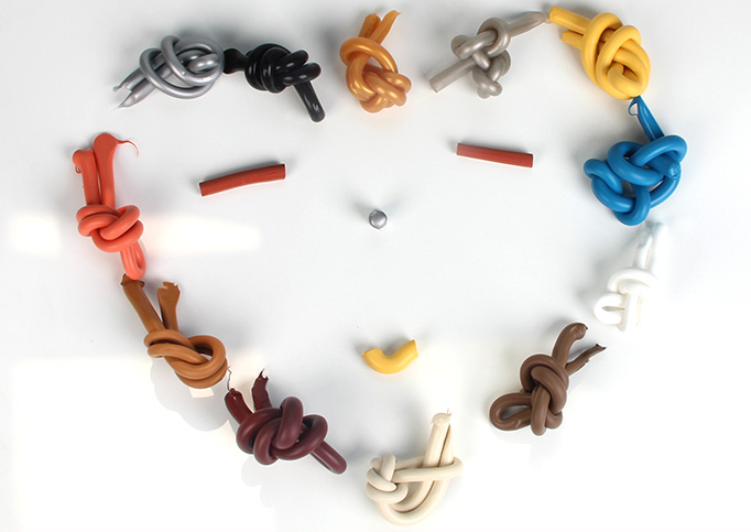 தனிப்பயனாக்கப்பட்ட சூடான விற்பனை நீர் எதிர்ப்பு பொது அசிட்டிக் ஆர்.டி.வி பிசின் சிலிகான் முத்திரை குத்த பயன்படும் மெழுகு போன்ற ஒரு வகை 10