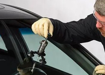 자동 앞 유리 유리 밀봉 및 신체 구조 접착력을위한 폴리 우레탄 접착제 및 실란트 9