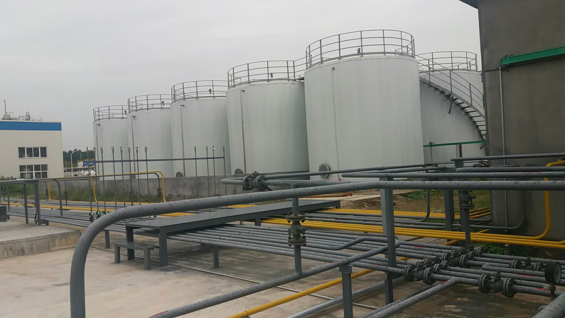 Shuode - Contracción PU espuma aislamiento de poliuretano espuma expandible PU espuma 23