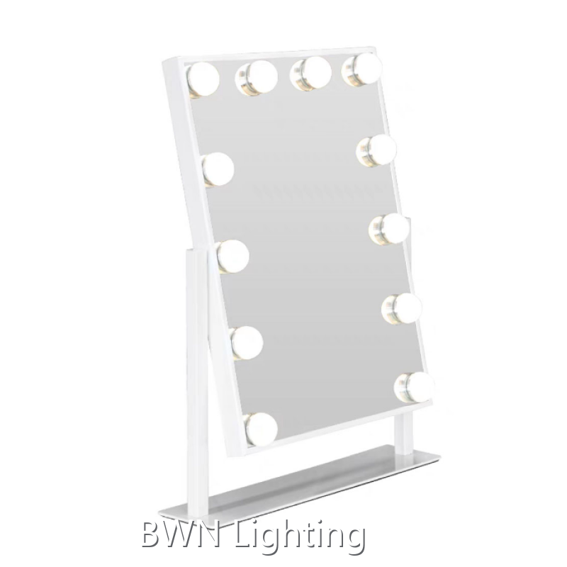 Miroir de salle de bain à intensité variable avec miroir LED - Vente en gros - BWN Lighting 1