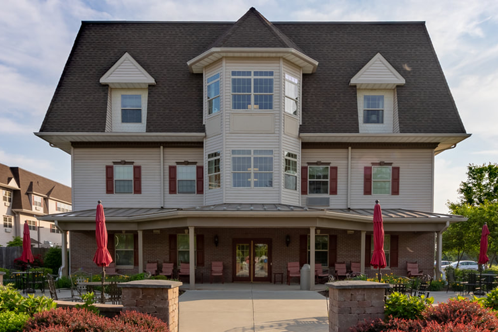 Avalon Assisted Living ที่ฮิลส์โบโรห์ 1